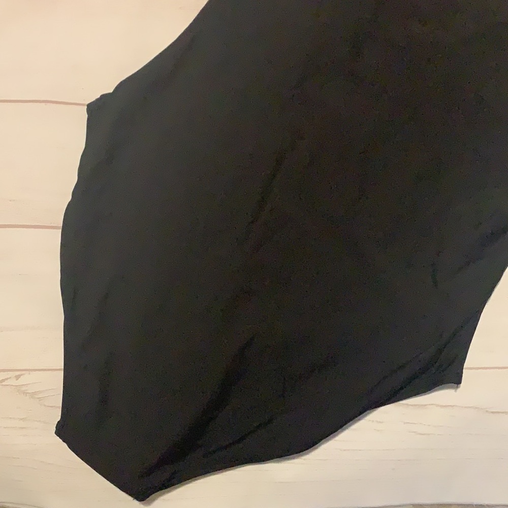 Padded Rash Guard - Picture 6 of 13